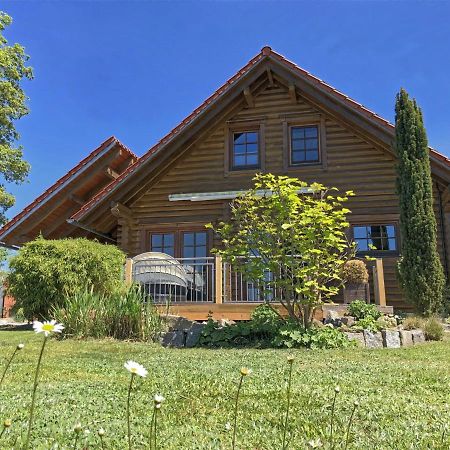 Comfortable Holiday Home With Hot Tub Teunz Exterior photo