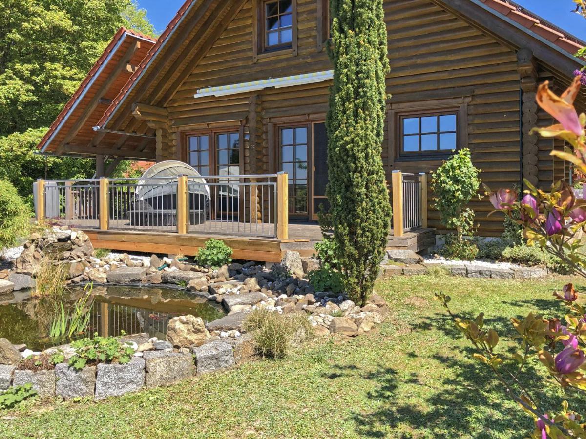 Comfortable Holiday Home With Hot Tub Teunz Exterior photo