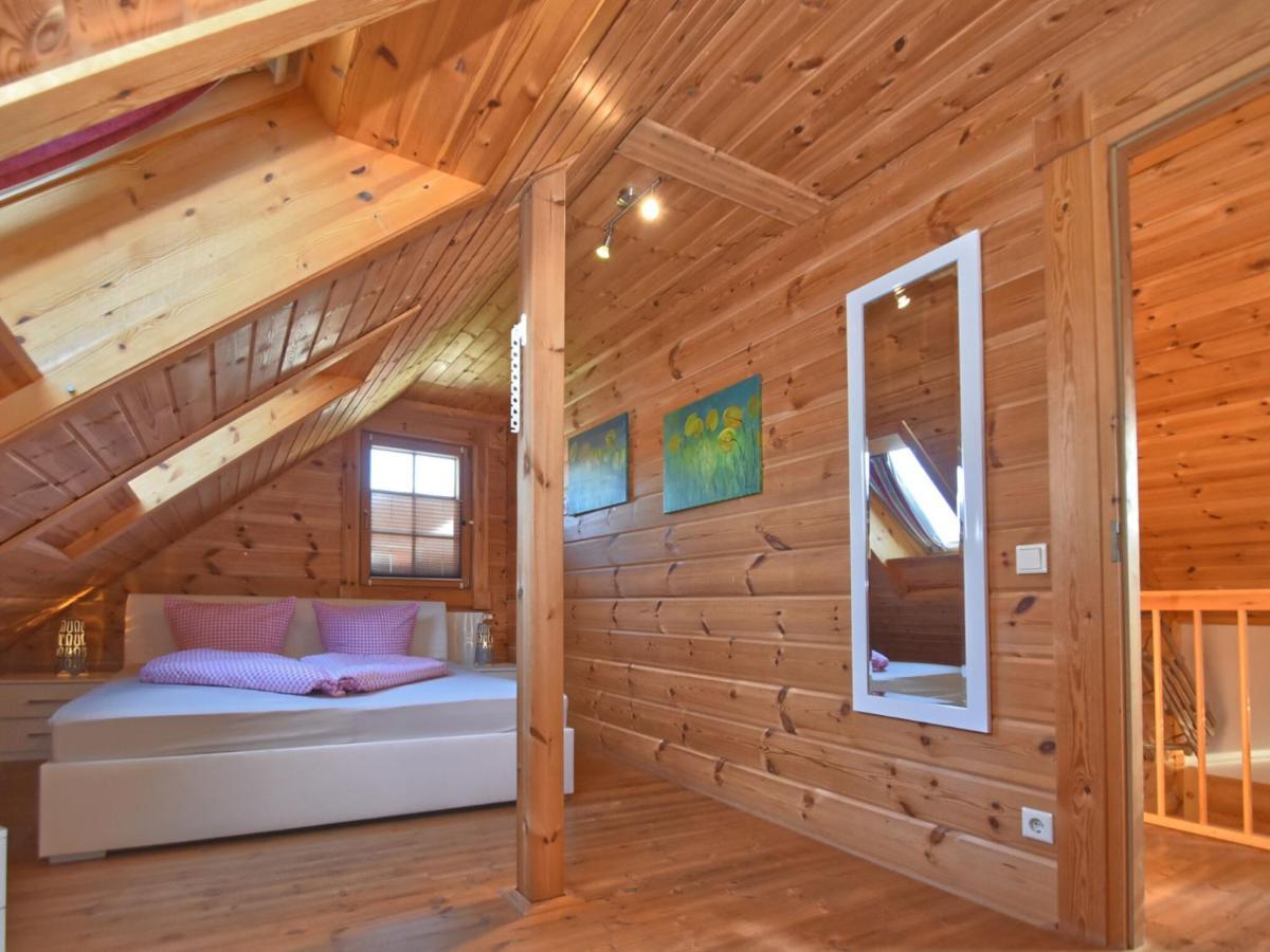 Comfortable Holiday Home With Hot Tub Teunz Exterior photo