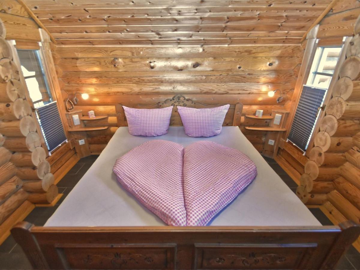 Comfortable Holiday Home With Hot Tub Teunz Exterior photo