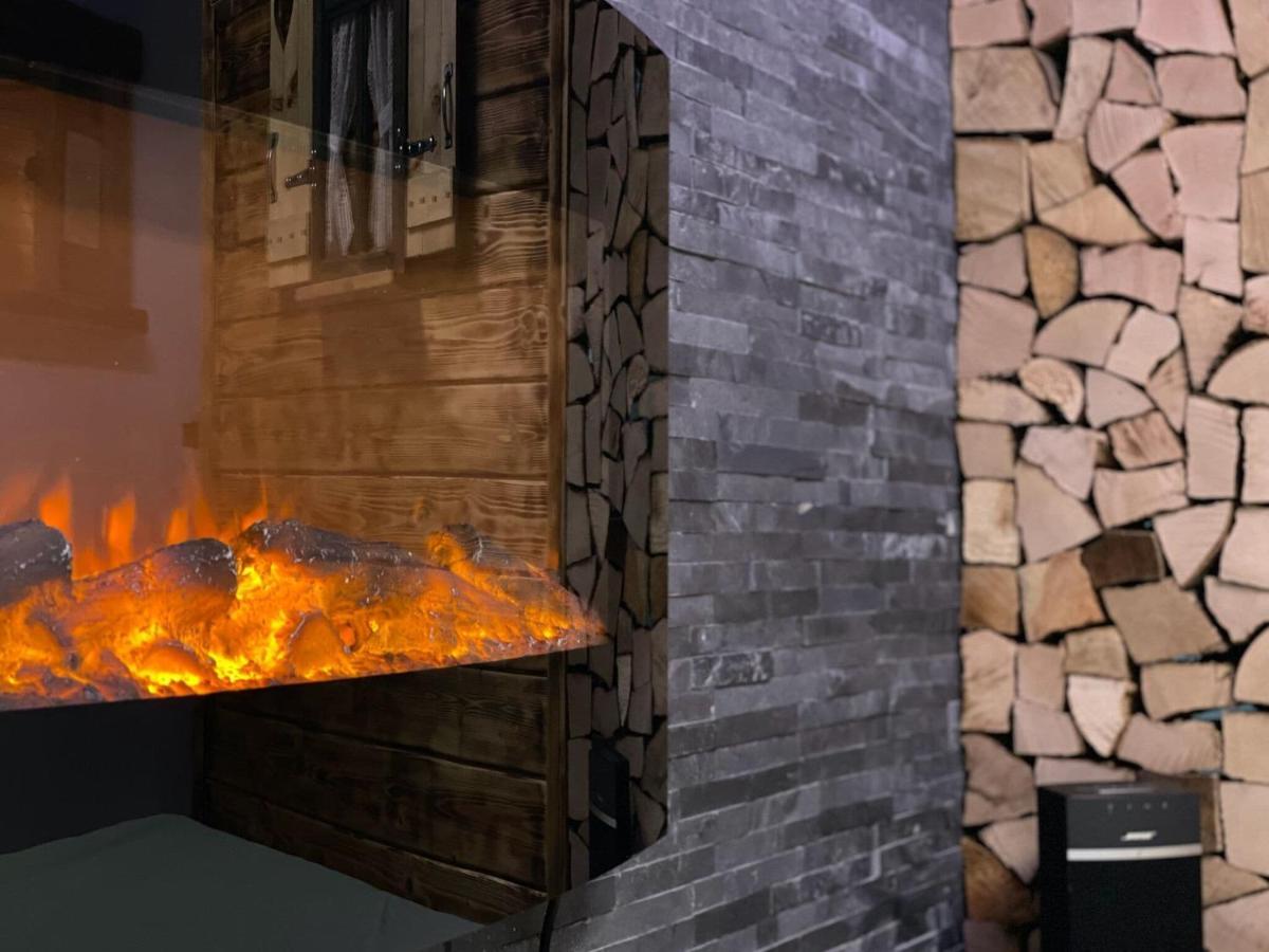 Comfortable Holiday Home With Hot Tub Teunz Exterior photo